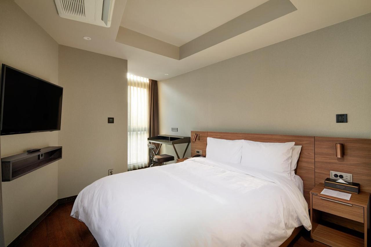 Dears Myeongdong Hotel Seoul Bagian luar foto