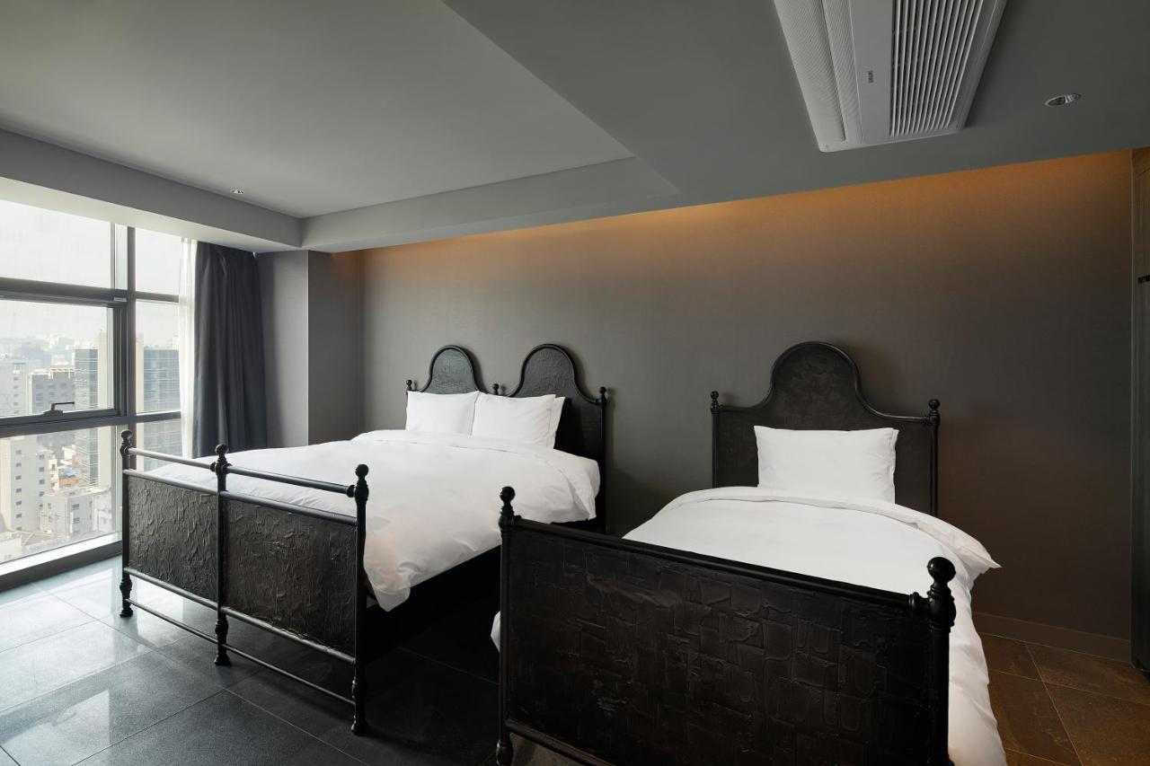 Dears Myeongdong Hotel Seoul Bagian luar foto